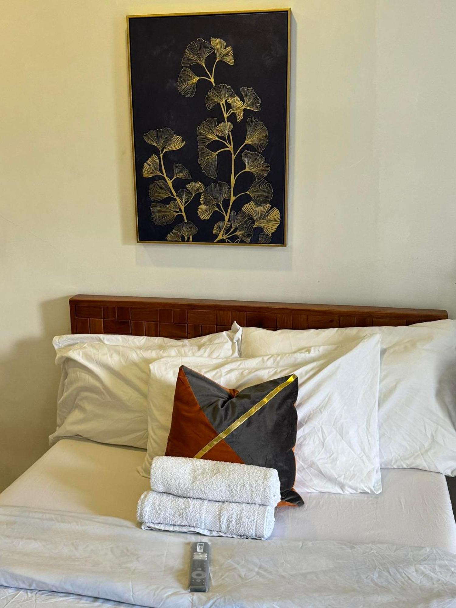 Susana'S Baguio Condotel Baguio City Buitenkant foto