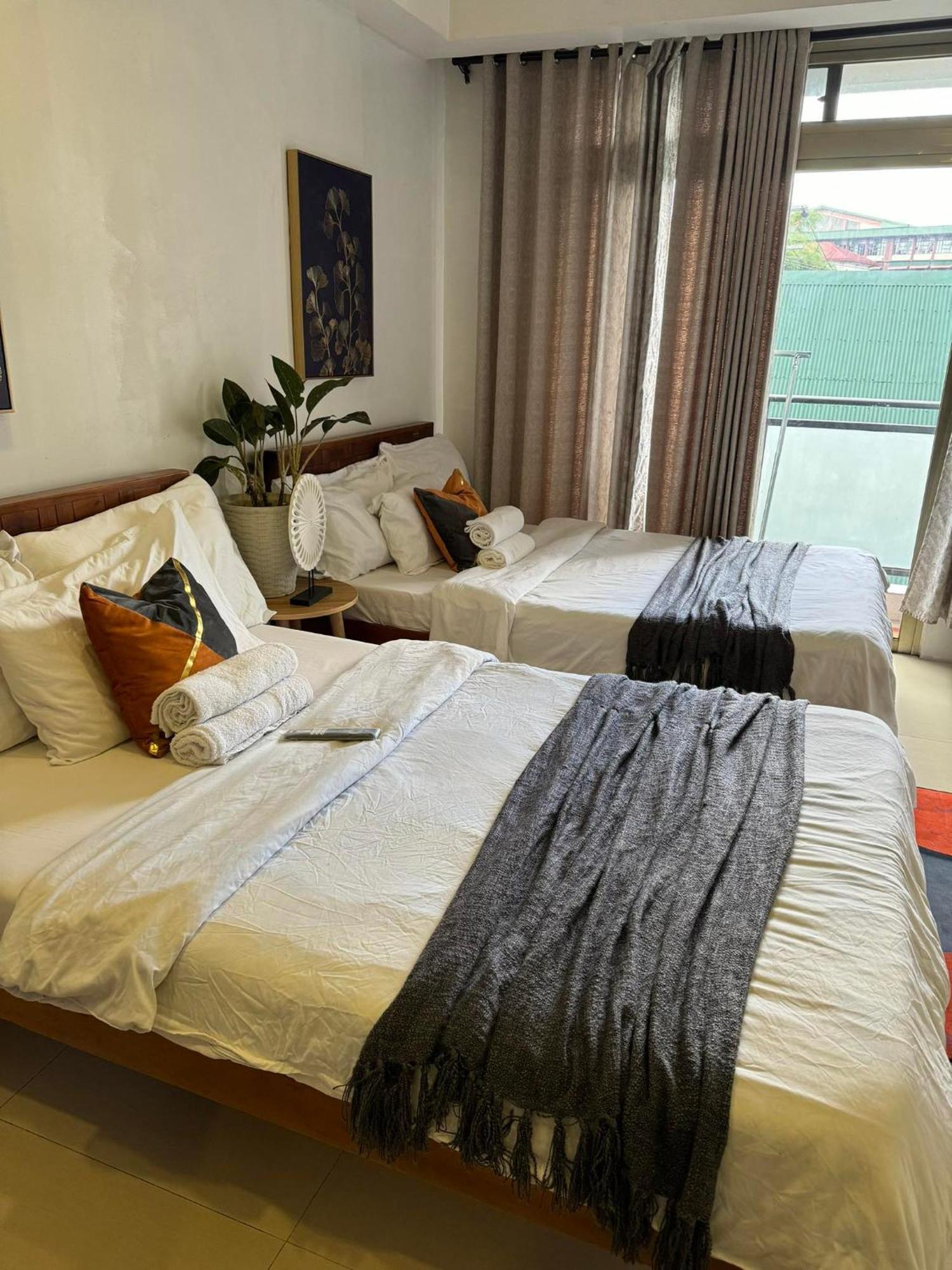 Susana'S Baguio Condotel Baguio City Buitenkant foto